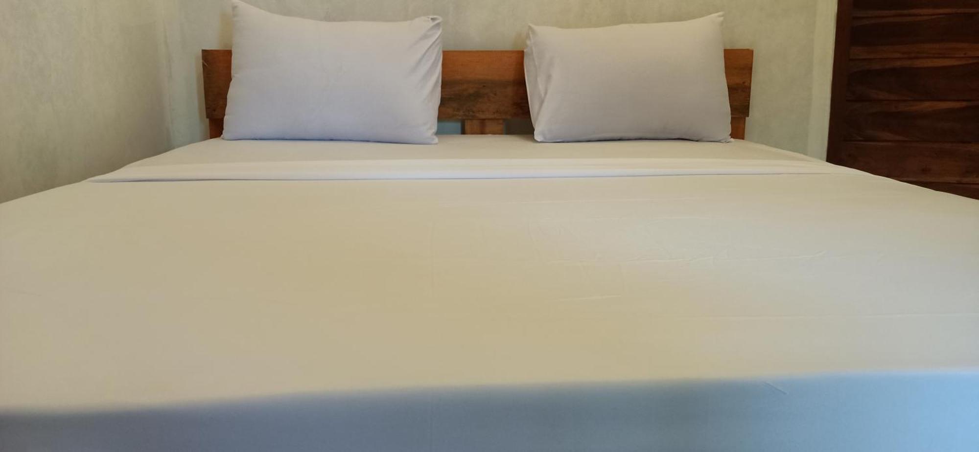 Bayan Exotic Homestay Сенару Экстерьер фото